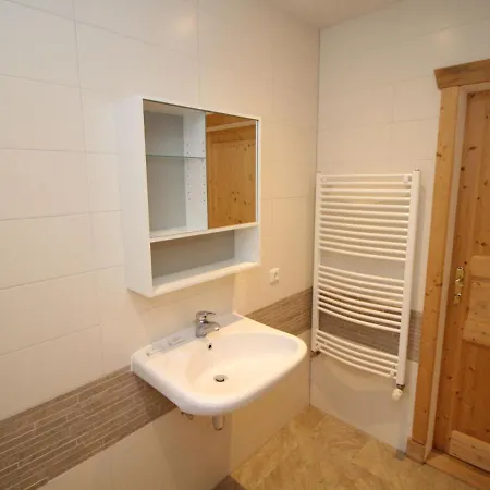 Adlerhorst - 5 By Interhome Apartment Gruenau im Almtal