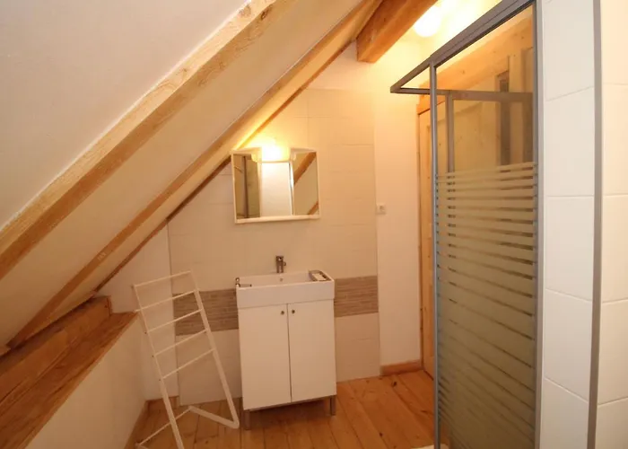 Adlerhorst - 5 By Interhome Grünau im Almtal